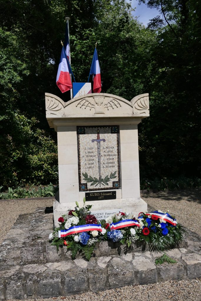 Le Monument aux Morts, rue Capitaine Leuridan, Saint-Pathus